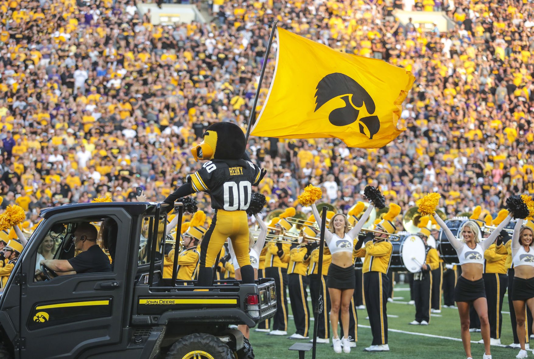 091518-Iowa-UNI-074